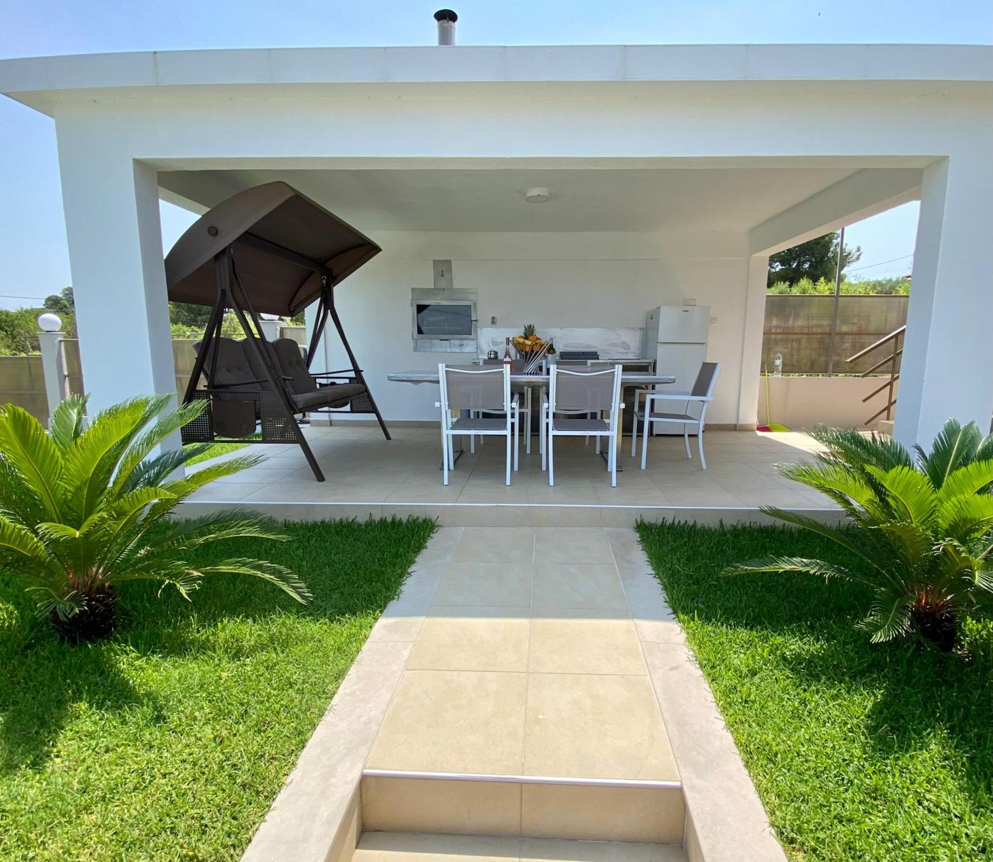 Villa Liana , Private Villa With Pool And Garden Vergia Eksteriør bilde